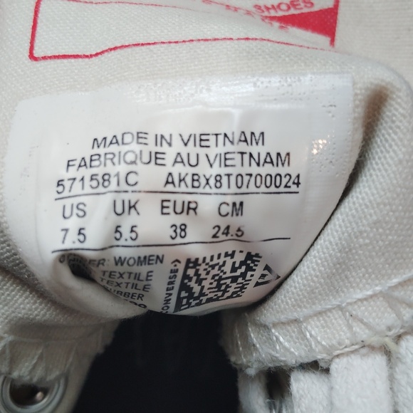 Converse Flower High-Top Sneakers - Picture 6 of 11